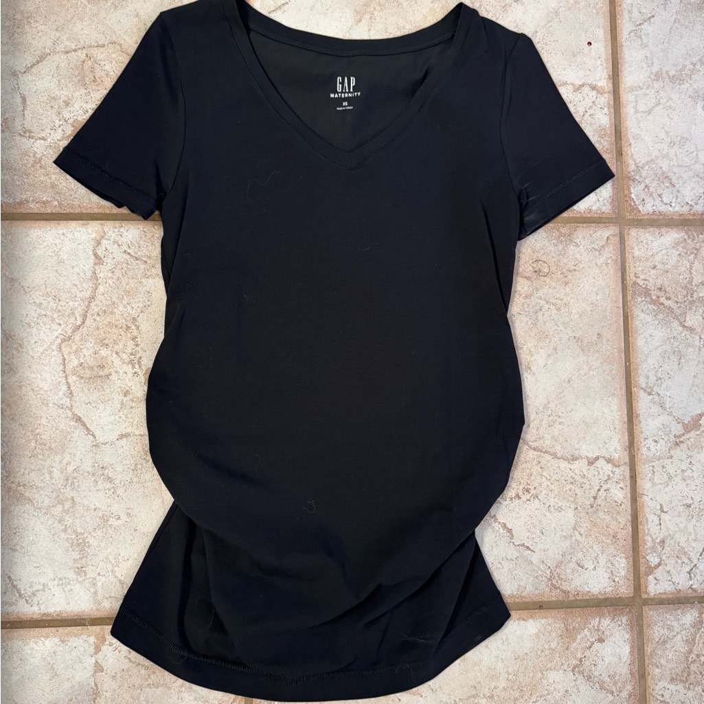 Nwot Black Gap Maternity V Neck Tee